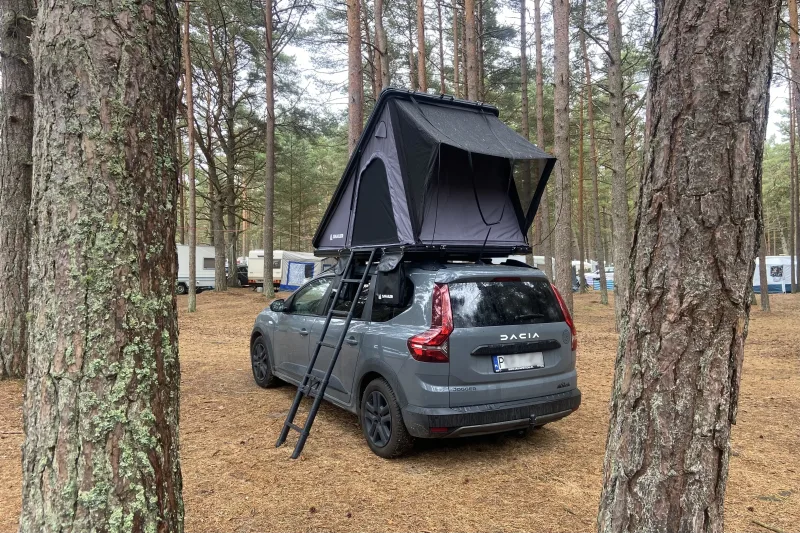 Snailer Alduo cort auto pe Dacia Jogger - fotografie de la client din Polonia