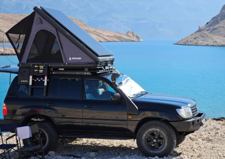 Snailer Alduo cort auto pe Toyota Land Cruiser - fotografie de la client din Austria